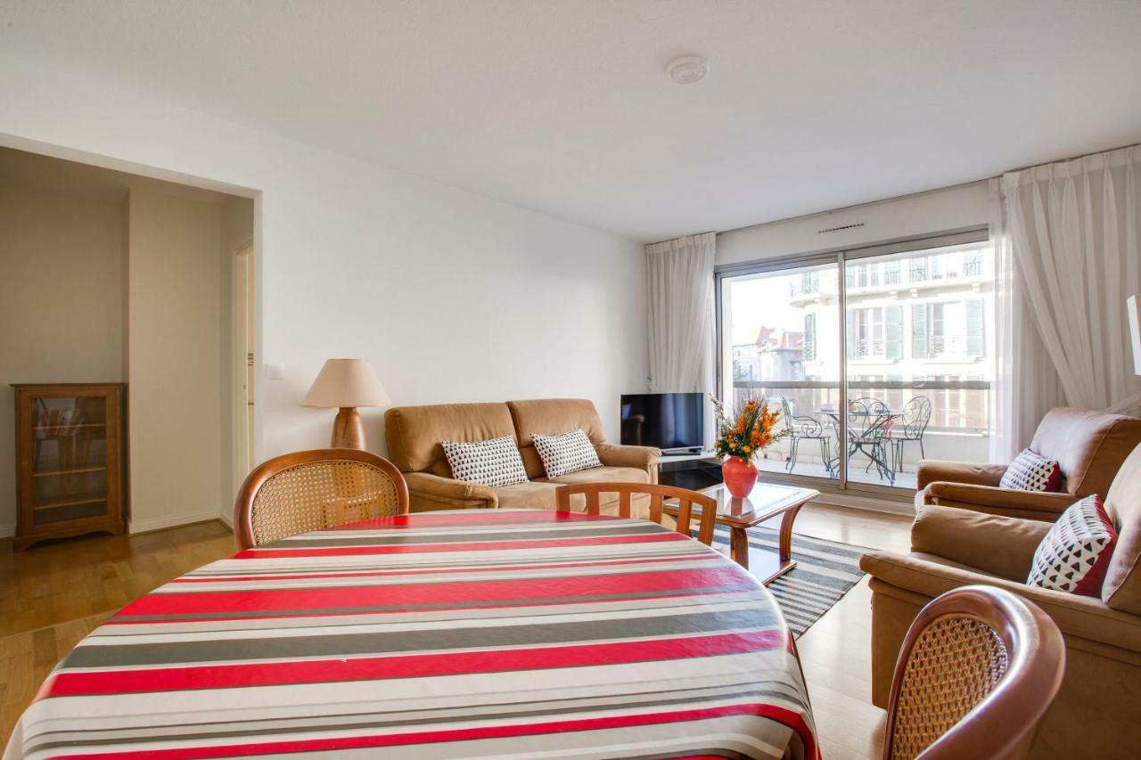 Welkeys Apartment - Pellot Biarritz Exterior photo